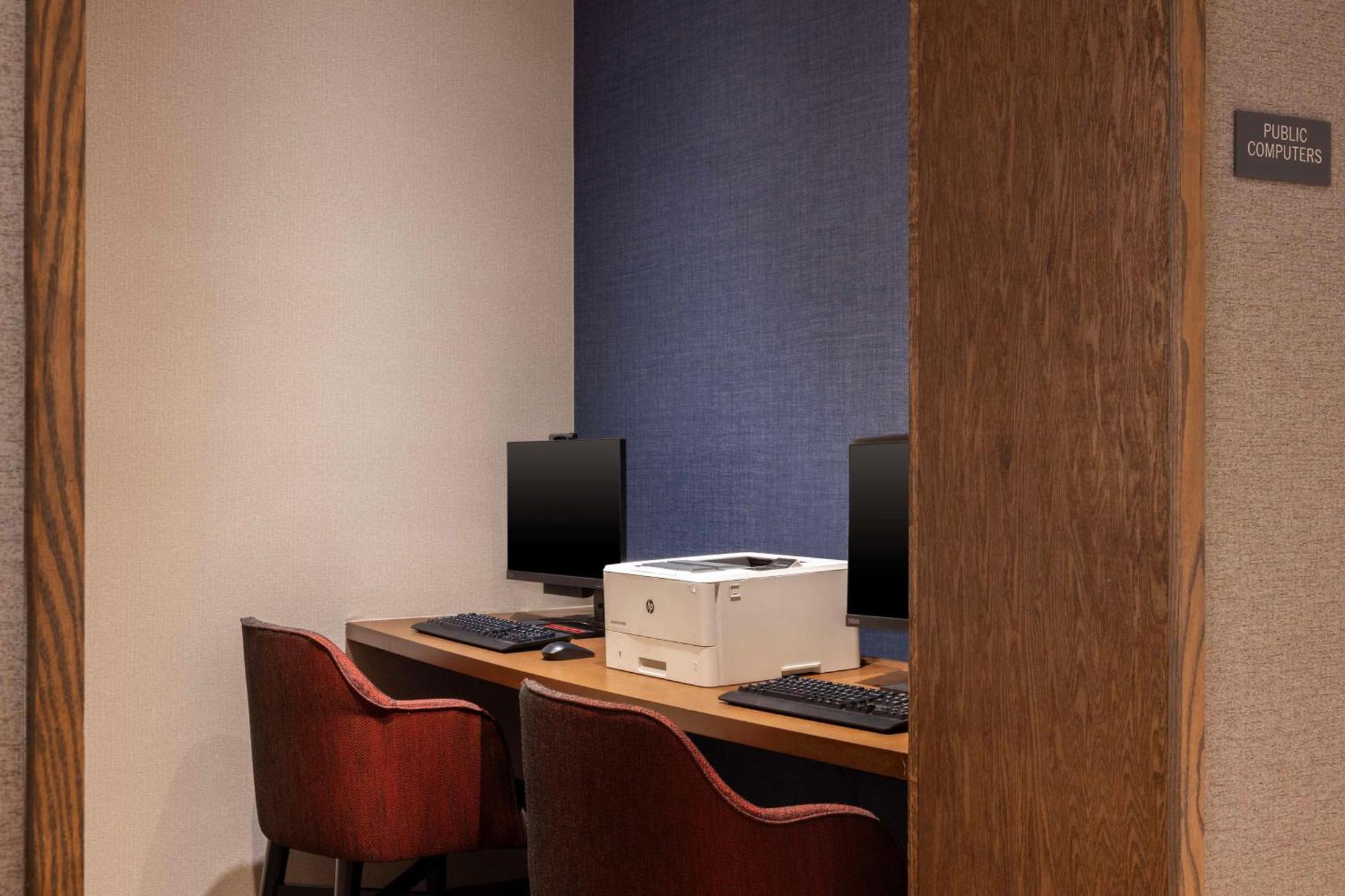 Hyatt Place Orlando Airport Екстериор снимка