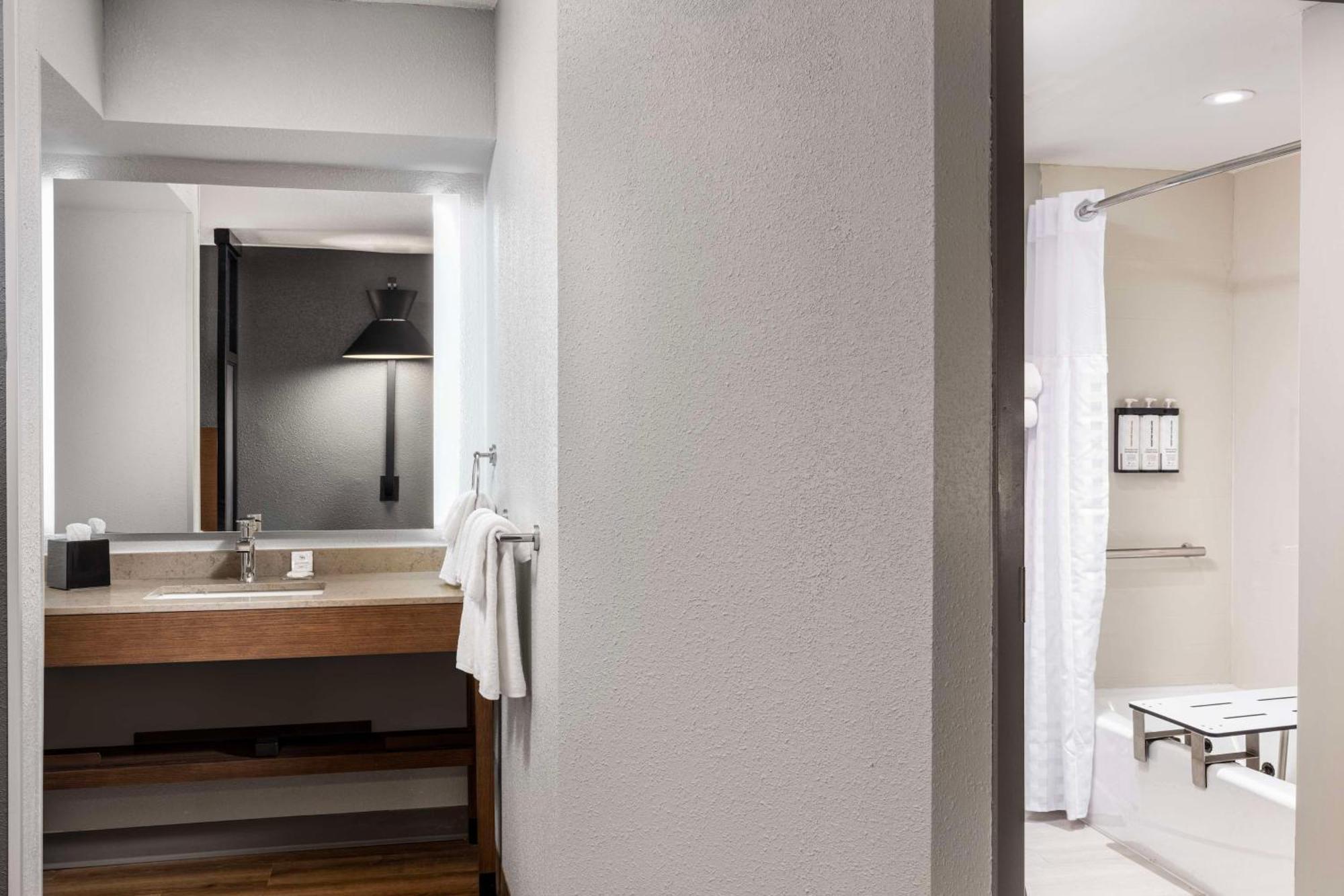 Hyatt Place Orlando Airport Екстериор снимка