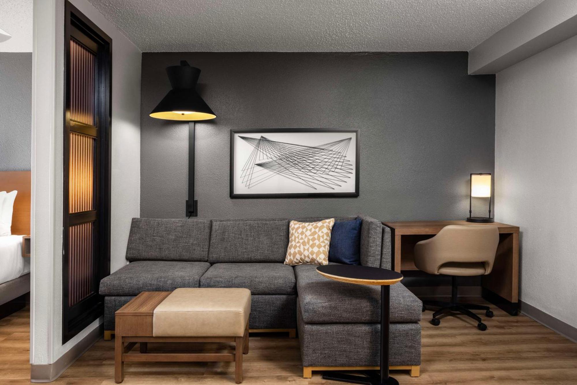 Hyatt Place Orlando Airport Екстериор снимка