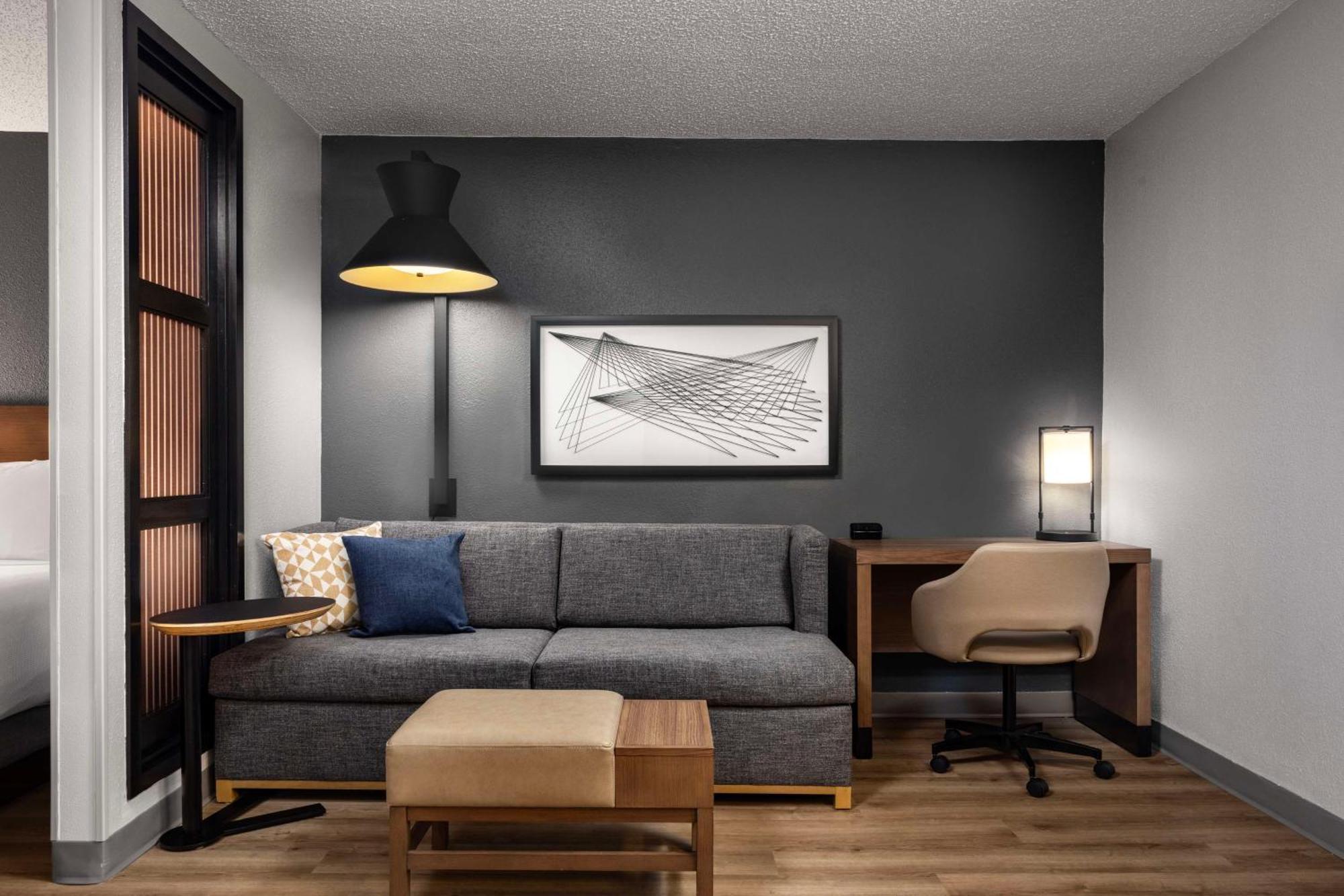 Hyatt Place Orlando Airport Екстериор снимка